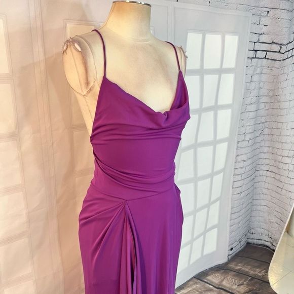 Bcbgmaxazria hedi dark orchid front slit gown size small - Picture 5 of 14